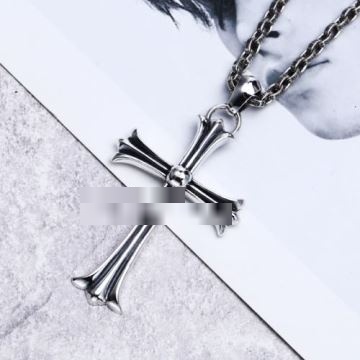 売れ筋のいい ペンダントトップ クロス  2022 クロムハーツコピー  CHROME HEARTSコピー   