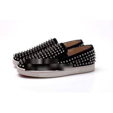 極上シューズ クリスチャンルブタンコピー 大人の個性を。カジュアルシューズ 2022 シューズ Christian Louboutinコピー 