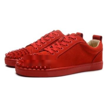 Christian Louboutinコピー カジュアルシューズ 2022 クリスチャンルブタンコピー 人目を惹くデザイン シューズ    