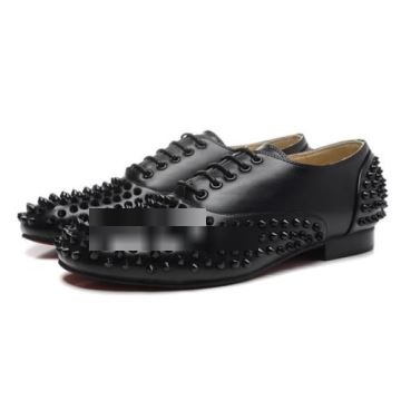 クリスチャンルブタンコピー 高評価の人気品  カジュアルシューズ シューズ 2022 着用 Christian Louboutinコピー  