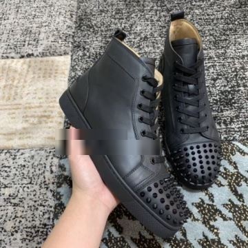 存在感のある  クリスチャンルブタンコピー 2022 カジュアルシューズ シューズ Christian Louboutinコピー トレンド感があるおしゃれな爆買いセール 