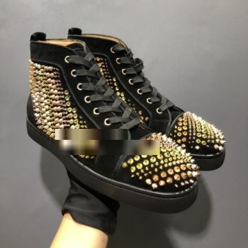 軽量で疲れにくい クリスチャンルブタンコピー 2022 シューズ  Christian Louboutinコピー カジュアルシューズ セレブ風      