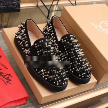 着脱の簡単なスリップオンタイプ 大絶賛！ シューズ カジュアルシューズ クリスチャンルブタンコピー  Christian Louboutinコピー 2022    