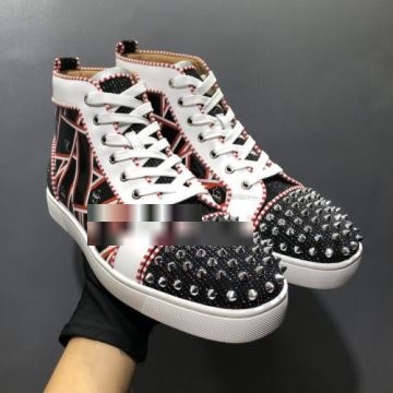 クリスチャンルブタンコピー シューズ カジュアルシューズ お洒落自在 Christian Louboutinコピー 肌触りのいい 2022       