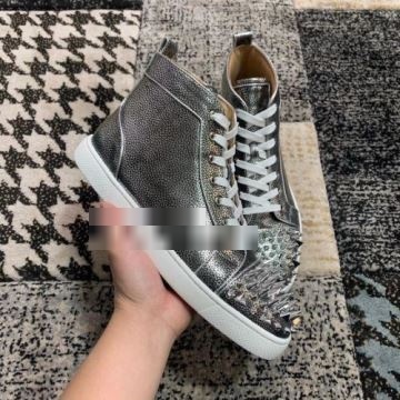 クリスチャンルブタンコピー 2022 Christian Louboutinコピー カジュアルシューズ シューズ 大注目！ 活用できるアイテム   