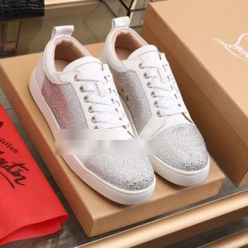 ナチュラルな素材感 Christian Louboutinコピー シューズ クリスチャンルブタンコピー 2色可選  定番のアイテム 2022 スニーカー  