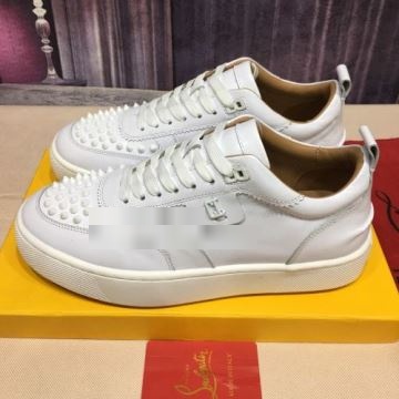 高級感漂わせる シューズ  クリスチャンルブタンコピー 飽きの来ない スニーカー 2022 Christian Louboutinコピー   