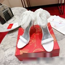 2023 絶大な人気を誇る クリスチャンルブタン Christian Louboutin スーパーコピー 激安 パンプス サンダル 歩きやすい　疲れない　痛くない