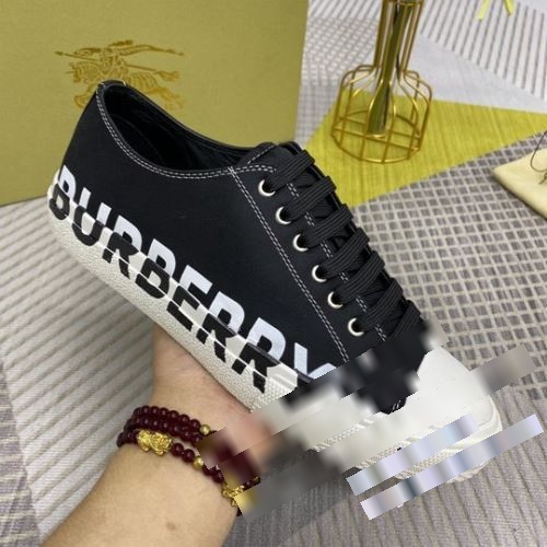 個性派 2022秋冬 バーバリー カジュアルシューズ BURBERRYブランド コピー 歩きやすい　疲れない　痛くない スニーカー 3色可選