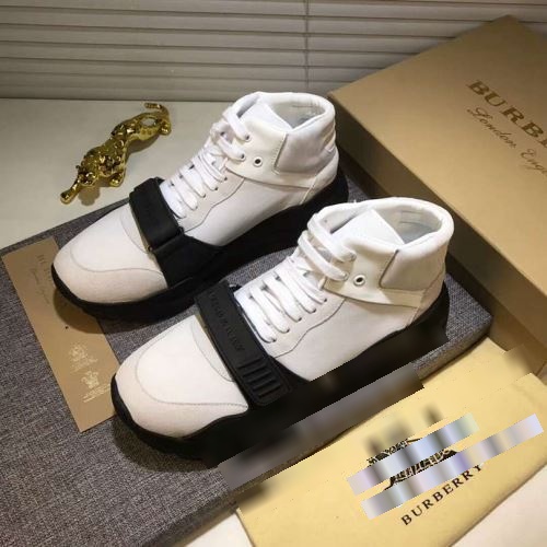 SALE開催 2022秋冬 バーバリー BURBERRYスーパーコピー スニーカー フラットシューズ 流行や季節に拘らないデザイン