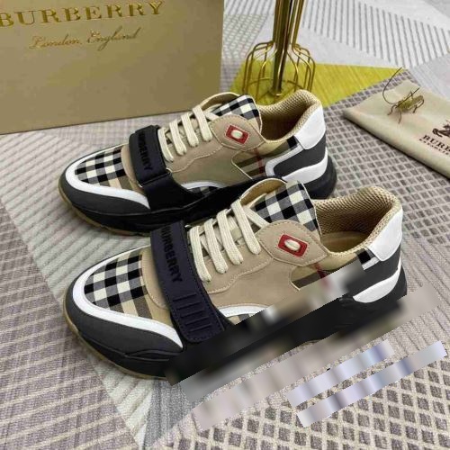 コピーブランド 2022秋冬 大人気アイテム！入手困難 バーバリー BURBERRY カラフルな配色で、シューズがファッションになり カジュアルシューズ スニーカー