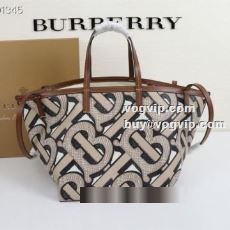【人気ブログ掲載】 バーバリーコピー 2022 バーバリー BURBERRY ハンドバッグ レディースバッグ お買い物バッグ 軽量 大容量 ふんわりやわらかくて、とっても軽いので 2色可選