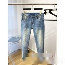 バーバリーコピーブランド超激得2023 お買い得豊富な BURBERRYブランド コピー ジーンズ 大好評