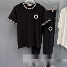 半袖Tシャツ 上下セットアップ 2023春夏 洗練を十分に演出する バーバリースーパーコピー 細身のシルエット