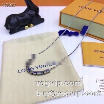 完成度の高い逸品 2022 チョーカー ルイ ヴィトン LOUIS VUITTON ペンダントトップ ネックレス ヴィトンコピーブランド