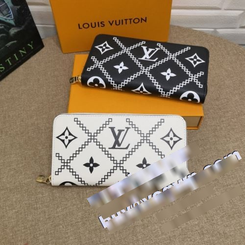 LOUIS VUITTONブランド コピー 2022新作 海外セレブ定番愛用 ルイ ヴィトン LOUIS VUITTON レディース長財布 財布 2色可選