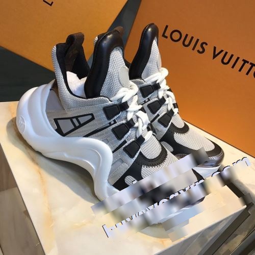 高級感溢れるデザイン 2022最新入荷 ルイ ヴィトン LOUIS VUITTON 大人の雰囲気抜群 スニーカー LOUIS VUITTONブランド vogvipコピー