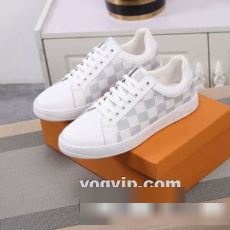 ルイ ヴィトンブランド コピー 2022 ルイ ヴィトン LOUIS VUITTON 早くも完売している カジュアルシューズ スニーカー