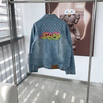 デニムジャケット 2022 人気ブランド LOUIS VUITTONコピー ルイ ヴィトンコピー 上品な輝きを放つ形