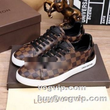 2022最新入荷 大特価  カジュアルシューズ スニーカー 超軽量設計 ルイ ヴィトン LOUIS VUITTON 2色可選 ルイ ヴィトンスーパーコピー 