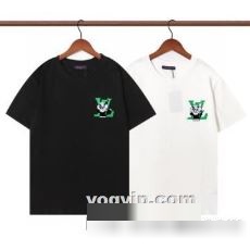 着心地満点 2023 ルイ ヴィトン LOUIS VUITTON 偽物ブランド 今からの季節にピッタリ！ 半袖Tシャツ 2色可選