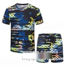 ルイ ヴィトンブランドスーパーコピー 定番のアイテム 2023 LOUIS VUITTON セットアップ上下 半袖Tシャツ