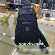 コピー ブランド 2023 ルイ ヴィトン LOUIS VUITTON 抜群な楽チン感ある大定番 品質保証最新作 ショルダーバッグ 斜め掛けバッグ