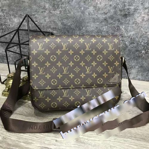 2023 プレゼントに ルイ ヴィトンスーパーコピー 激安 LOUIS VUITTON ショルダーバッグ 活躍のバッグ