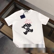 歓迎なレットショップ LOUIS VUITTONブランドコピー2023春夏季新作 半袖Tシャツルイ ヴィトンコピー2色可選 格安通販