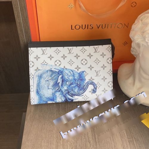 2023 ルイ ヴィトン LOUIS VUITTON お得定番 お洒落な存在感  POCHETTE VOYAGE セカンドバッグ ブランド 偽物 通販