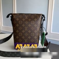 爆買いお買い得 2023 ルイ ヴィトンコピー CRUISER 人気雑誌掲載 ルイ ヴィトン LOUIS VUITTON M57966 ショルダーバッグ