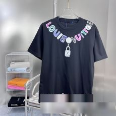最旬アイテム 2023最新入荷 ルイ ヴィトン LOUIS VUITTONブランドコピー 半袖Tシャツ 2色可選 ラックスした雰囲気