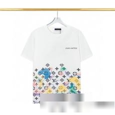 スーパーコピー 存在感◎ 2023新作品 ルイ ヴィトン LOUIS VUITTON 頑丈な素材 半袖Tシャツ 2色可選