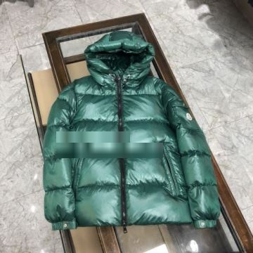 強い魅力を感じる一枚  厳しい寒さに耐える 多色可選 2022  モンクレールコピー  MONCLERコピー ダウンジャケット 