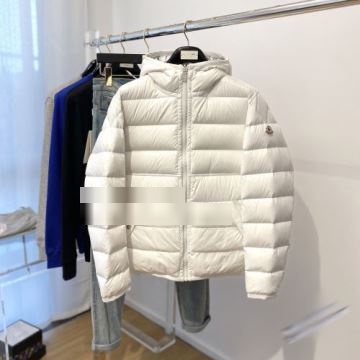 2色可選 お洒落な存在感 モンクレールコピー  ダウンジャケット フィルパワーの高い  2022 MONCLERコピー 