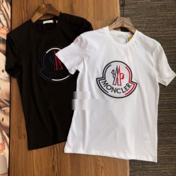 収縮性のある 半袖Tシャツ 2色可選 モンクレールコピー ドライ 2022 スタイリッシュな印象