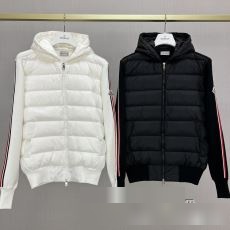 ブランドコピー専門店 選べる極上 2023秋冬 モンクレール MONCLER 軽量ダウンジャケット 2色可選
