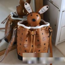 2023 エムシーエム MCMコピー ブランド 人気新品★超特価★ ショルダーバッグ 2色可選