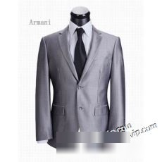 アルマーニ ARMANI 大人キレイに仕立てる 2023 ダブルスーツ ブランド コピー ビジネスからパーティーシーンまで幅広く活躍する人気のダブルスーツ！