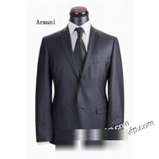 アルマーニ ARMANI 今からの季節にピッタリ！ 2023 コピーブランド ダブルスーツ 一着あると様々なスタイルコーデに重宝し、オシャレに幅が広がる着まわし力抜群！