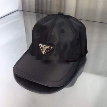 高品質 キャップ つば付き/たれ付 2022  プラダコピー 芸能人に愛用者続出 PRADAコピー 