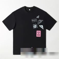 プラダ PRADAコピー これからの季節に大活躍間違いなし☆★ 2023最新入荷 涼しい 夏 個性 ゆったり 半袖Tシャツ 2色可選