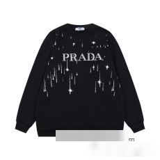 人気新作 2023年モデル入荷 プラダ PRADA プルオーバーパーカー スーパーコピーサイト 高級感漂わせる