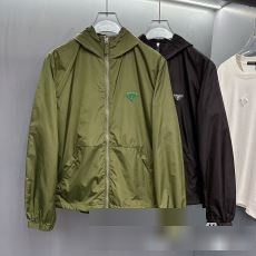 2023新款 PRADA プラダ ブルゾン 贈り物にも◎  大きいサイズ 暖かい おしゃれ 大人 コピー ブランド 2色可選