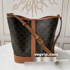 セリーヌ偽物ブランド 主役になる存在感 2022 セリーヌ CELINE ショルダーバッグ トレンド力のあるサイズ感に