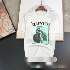 ブランドコピー 人気が爆発 2022 ヴァレンティノ VALENTINO スタイリッシュな印象 半袖Tシャツ 2色可選