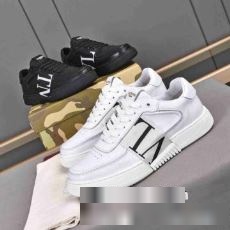 2022秋冬 ヴァレンティノ VALENTINO 高級感漂わせる スニーカー カジュアルシューズ VALENTINOブランド 偽物 通販 抗菌?防臭加工 2色可選