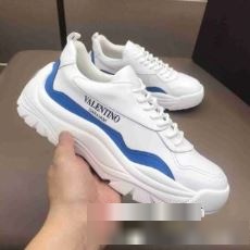 スーパーコピー 激安 2022秋冬 ヴァレンティノ VALENTINO 優美なお出かけスタイル 3色可選 女性にも男性にも適応 スニーカー カジュアルシューズ