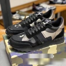 ショートパンツ 確定となる上品 2022秋冬 ヴァレンティノスーパーコピー VALENTINO スニーカー  メンズ 登山靴 お揃い 疲れない 運動靴 アウトドア 軽量　滑り止め トレッキングシューズ
