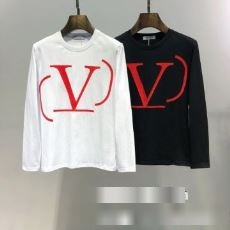 コピーブランド 人気ブランド 2022秋冬 流行に関係なく長年愛用できる ヴァレンティノ VALENTINO 長袖Tシャツ 2色可選